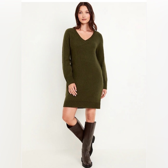 Old Navy Dresses & Skirts - Old Navy Forest Green Long Sleeve Sweater Dress L NWOT